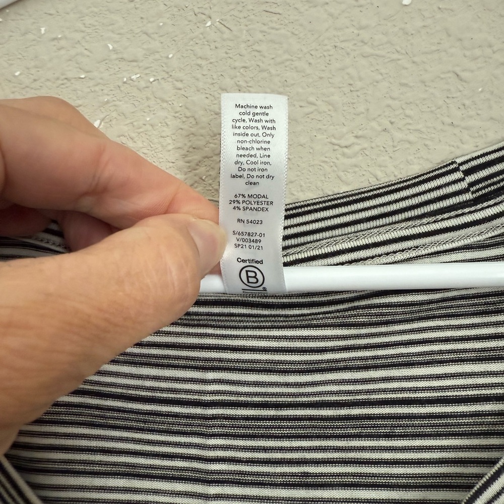 Athleta Cloudlight Stratus Tee - image 3